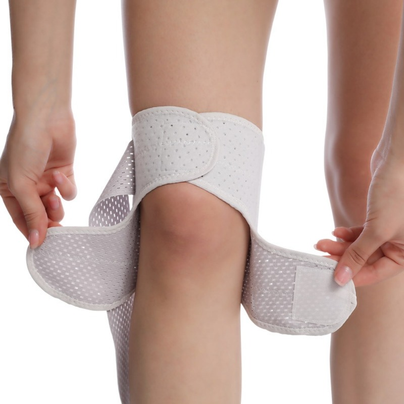 Orthopaedic Knee Brace with Stabilising Strap